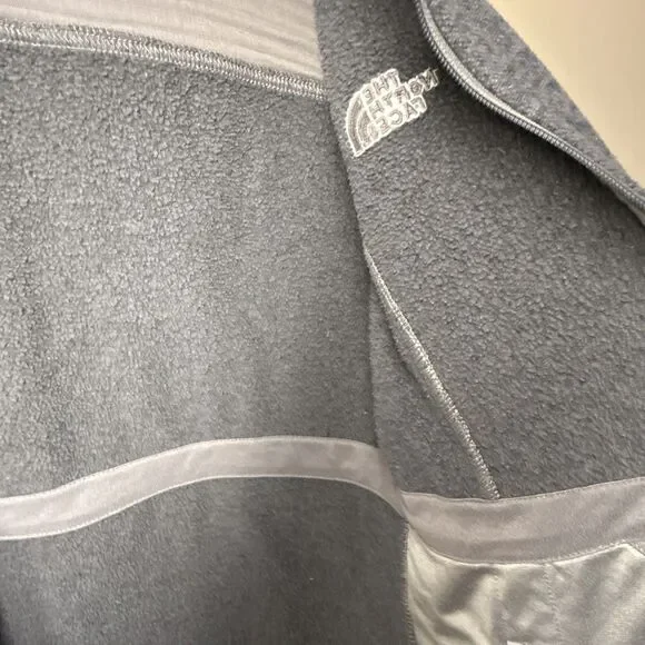 The North Face Indi 2 Women’s Size Medium Hooded Gray Fleece Jacket Full Zip - Picture 13 of 13